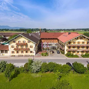 https://hotel-happinger-hof.com-bavaria.com